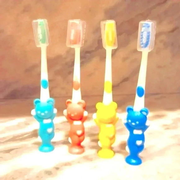 Toothbrush Child Size Tooth Cartoon Tooth Brush Very Soft Oral Care Kit - Picture 1 of 6